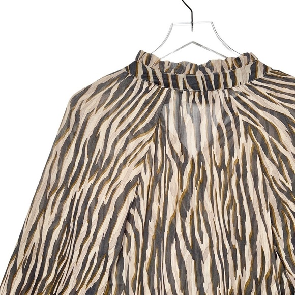 Vici Tan Zebra Tie Neck Balloon Sleeve Button Front Women’s Blouse Sz S - Picture 10 of 12